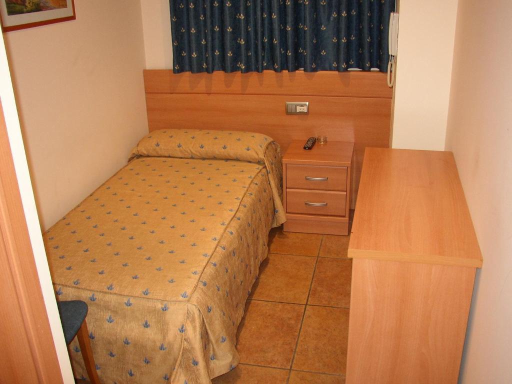 Pensio Sant Antoni Hotel Palau d'Anglesola Buitenkant foto